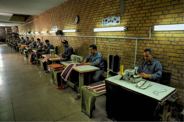 خط تولید کارخانه رایانه صنعت