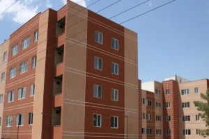 صاحبان صنایع پای کار ساخت مسکن کارگری آمدند