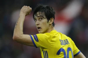 ستاره سرشناس فوتبال ایران 4 ماه دور از میادین