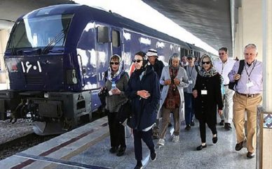 گردشگری داخلی باید در راستای حمایت از کالای ایرانی مورد توجه قرار گیرد بیست و یکمین قطار گردشگران خارجی از شرق میآید