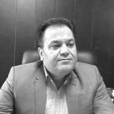 آقای کرباسیان، نور در تاریکخانه بورس بتابانید