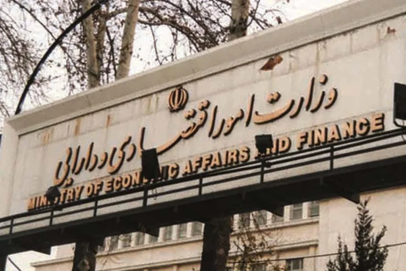 واردکنندگان کالاهای مصرفی نمی‌توانند از وام‌های خارجی استفاده کنند