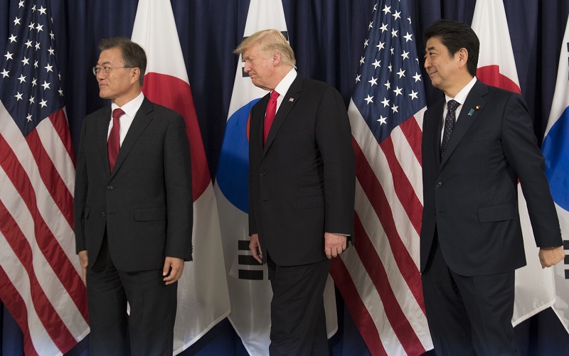 ترامپ به دنبال منافع اقتصادی در آسیا