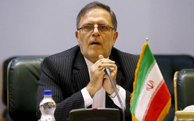پاسخ سیف به نامه مدیران بانکی بسته شدن حساب ایرانیان را تایید نمیکنم