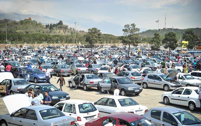 از رمضان بازار خودرو رونق می‌گیرد