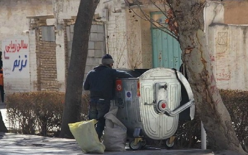 زباله گردی کودکان