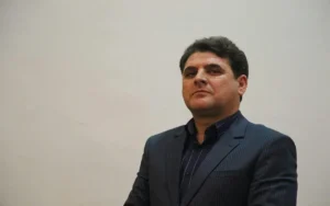 زینی‌وند: جامعه را نمی‌توان خط‌کشی سیاسی، مذهبی یا جناحی کرد