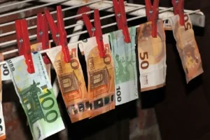 با اینکار متهم به پولشویی می‌شوید