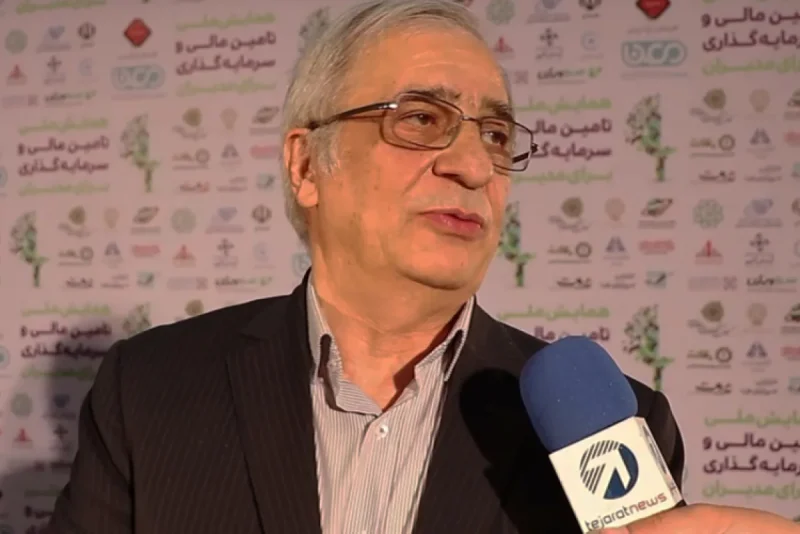 پاسخ مظاهری به انتقاد روحانی از نظام بانکی