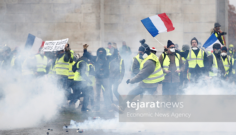 yellow vest 7