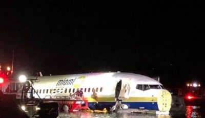 یک فروند هواپیمای مسافربری بوئینگ ٧٣٧ آمریکا سقوط کرد
