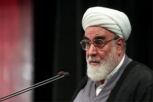 قدرت نظام با انقلاب امام خمینی روز به روز بیشتر شده است