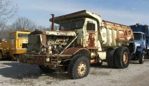 اسقاط کامیون‌های فرسوده با هدف کاهش مصرف سوخت و مدیریت آلودگی هوا