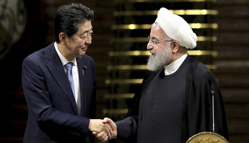 روایت المانیتور از میانجی‌گری احتمالی ژاپن در مذاکرات ایران / چرا روحانی به ژاپن سفر می‌کند؟