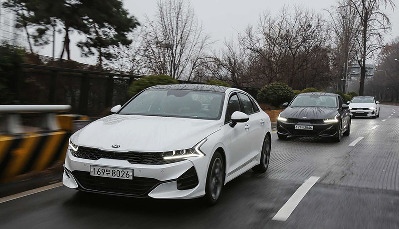 2021 kia optima 12