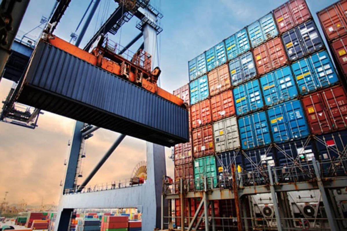 ۶ اقدام کلیدی برای تسهیل تجارت خارجی/ بازگشت ۱.۵ میلیارد دلار ارز اسکناس