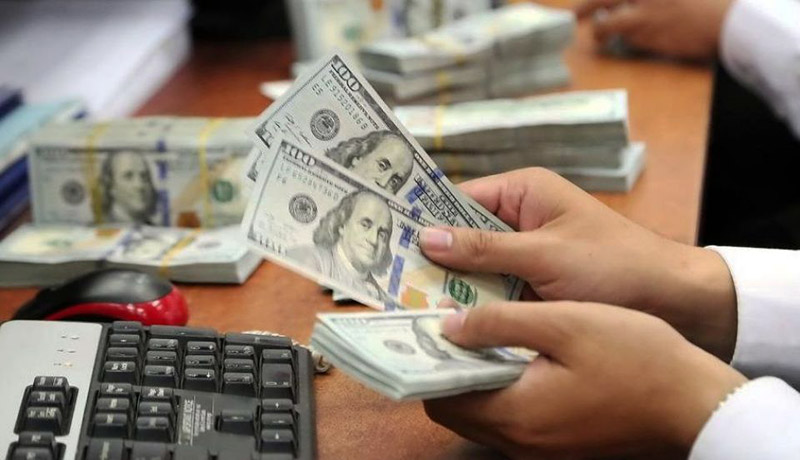 خبر مهم برای بازار ارز / پیمان‌سپاری ارز لغو می‌شود
