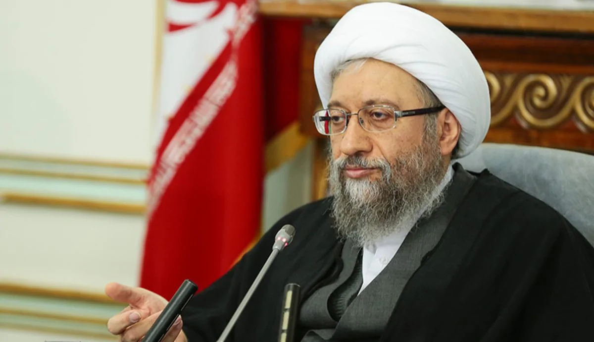 حمایت آملی لاریجانی از طرح «کالا برگ»