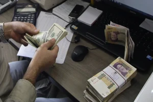 حقوق خرداد ماه کارمندان و بازنشستگان دولت پرداخت شد