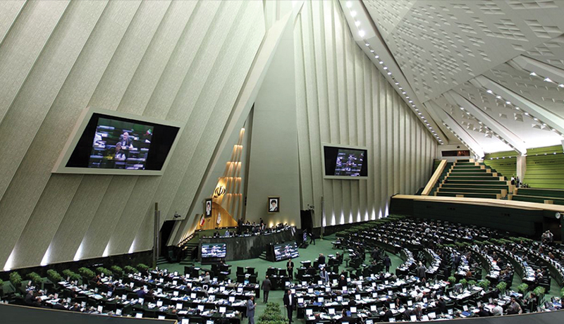 درخواست معاون روحانی از قالیباف برای بررسی مجدد لایحه بودجه