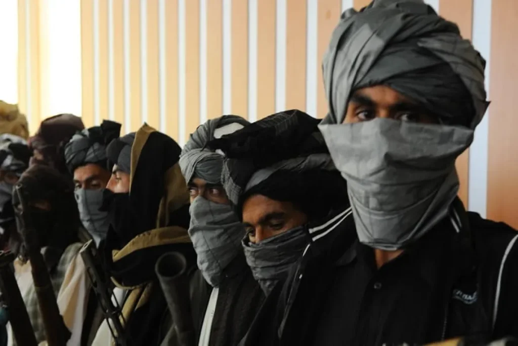 taliban kaempfer typical 100 1280x720 ak7286 1200x800