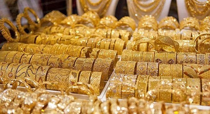 طلا در بازار ایران گران شد/ نوسانات قیمت اونس بر اثر جنگ روسیه و اوکراین