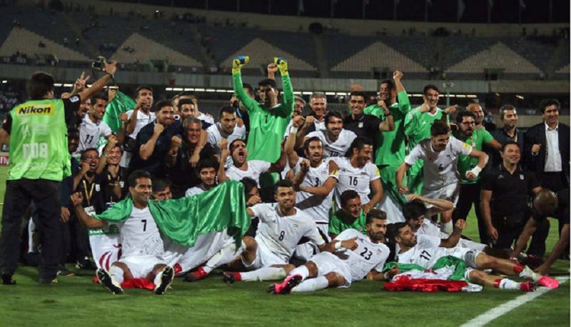 شادی ایرانیان از صعود به جام جهانی/ «ایران بهترین تیم آسیاست» + فیلم