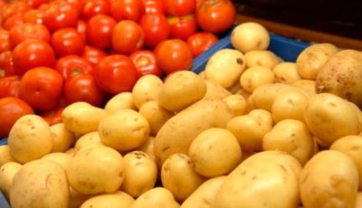 قیمت گوجه فرنگی و سیب زمینی کاهش یافت