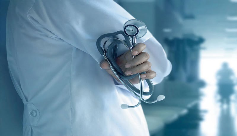 کمبود شدید پزشک تا 5 سال آینده / تعطیلی مطب 30 درصد از پزشکان در تهران