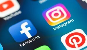 نماینده مجلس: فیلتر اپلیکیشن‌های پربازدید برداشته شود