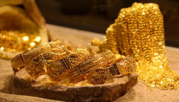 افزایش قیمت طلا و سکه/ نوسان افزایشی دلار در کانال ۳۰ هزار تومانی