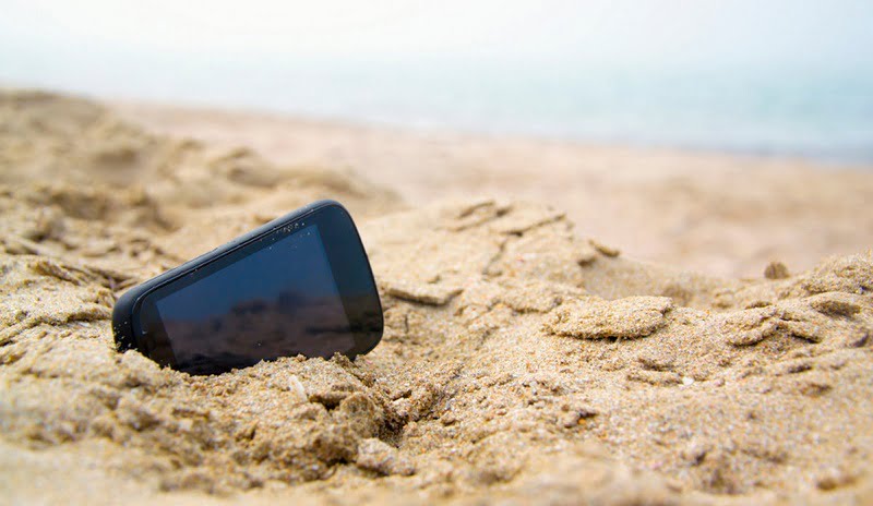 129816 phones news get three times more battery life by using sand image1 d0qVlLYcFD