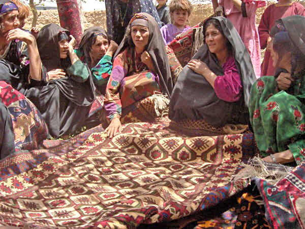 Afghan rug weavers