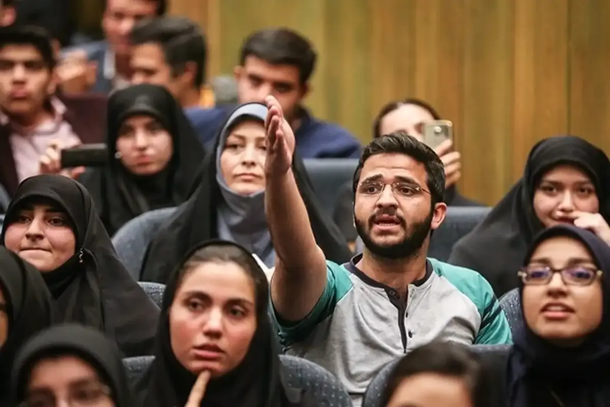 معاون وزیر علوم: کاهش ۱.۳ میلیون نفری جمعیت دانشجویی کشور