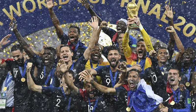 فوتبال با لوگوی «خروس»/ از پشت صحنه و اقتصادِ فوتبال فرانسه چه می‌دانیم؟
