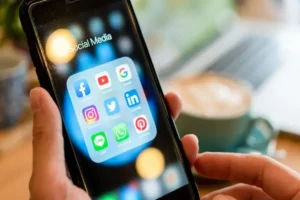 دبیر شورای عالی فضای مجازی: ۷۵ درصد مبادلات اینترنتی مردم در پلتفرم‌های داخلی انجام می‌شود