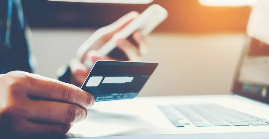 سیستم دایرکت دبیت چیست؟