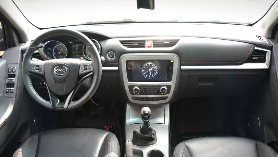 KMC T8 interior