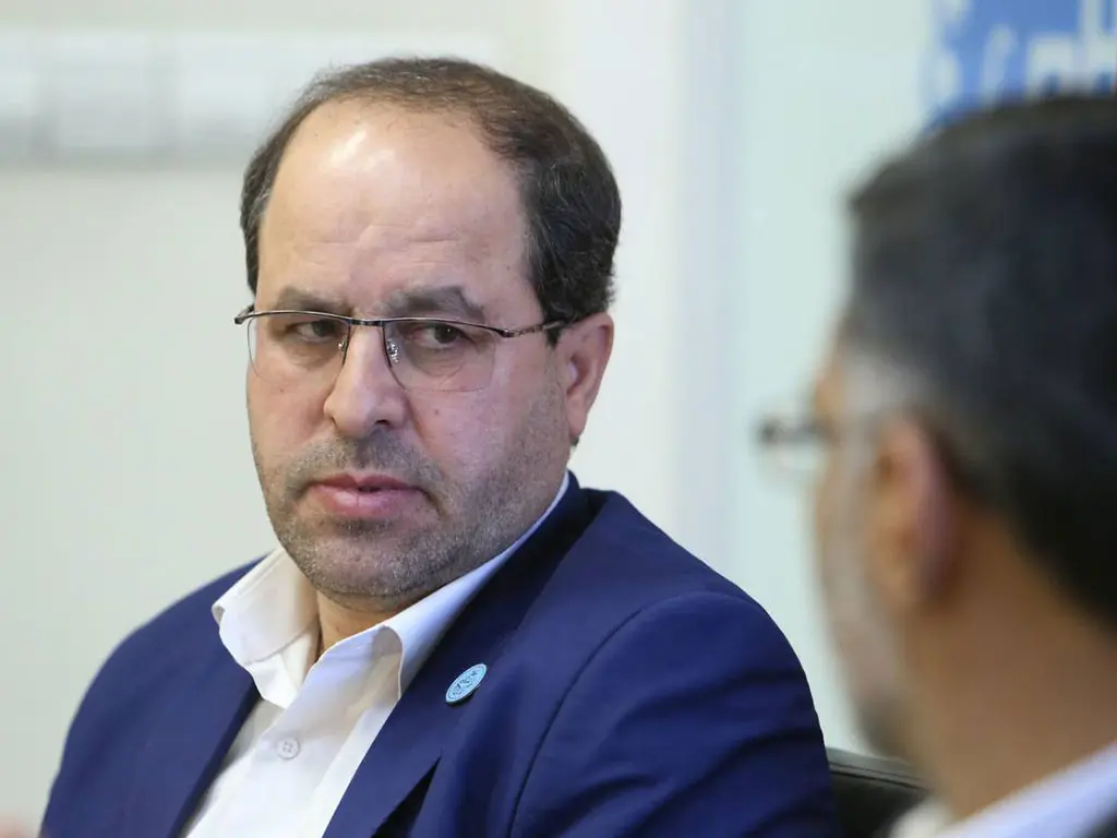 ایرانسل 4