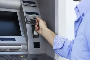 اختلال کارت‌های بانک تجارت و صادرات حل شد/ ۲ بانک دیگر در حال پیگیری
