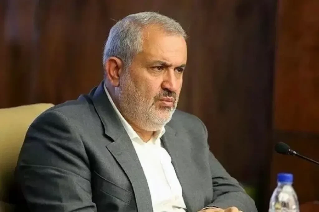 علی آبادی ak7796 1200x800