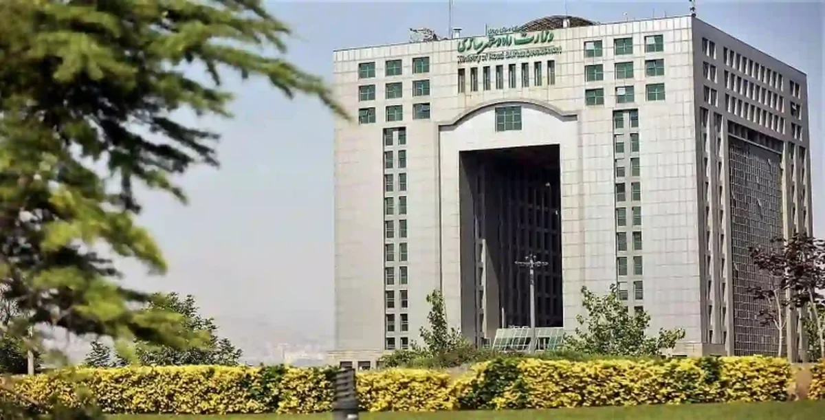 نیمی از مردم مستأجرند؛ اما وزارت راه حتی یک اتاق هم برایشان ندارد