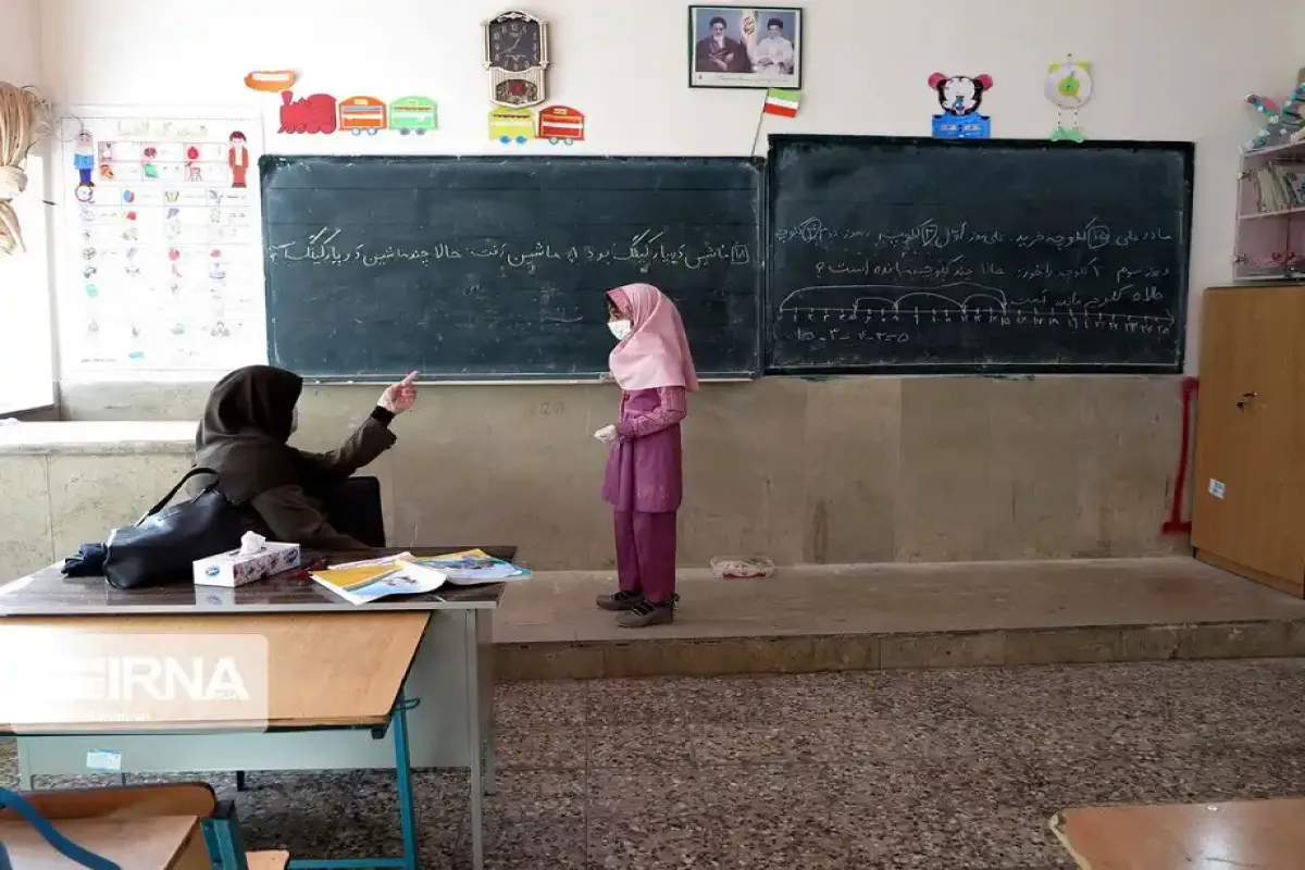 دانش‌آموزان قربانیان اصلی عدم تغییر ساعت کشور