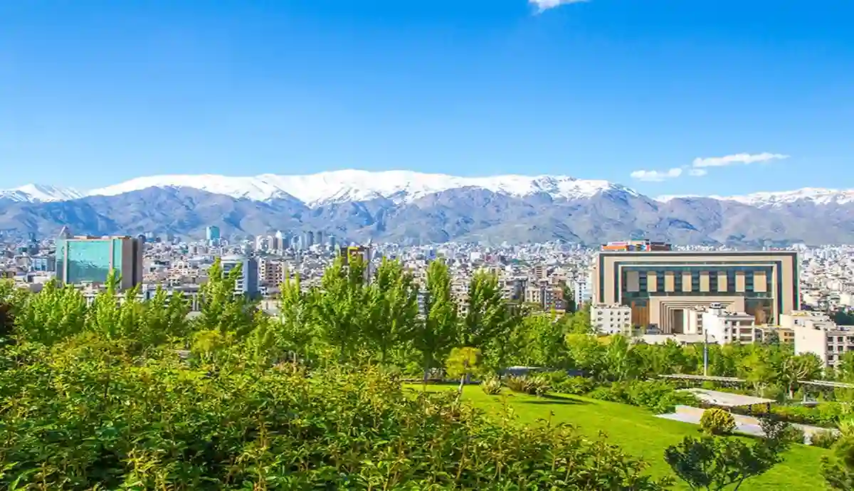 چرا باید به تهران سفر کنیم؟