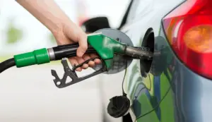 مقدار سهمیه بنزین تغییر می‌کند؟