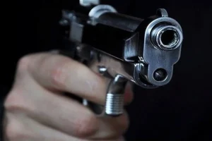 شهادت یک نفر در تیراندازی به خودروی کارکنان نزاجا در محدوده نیکشهر/ 3 نفر مجروح شدند