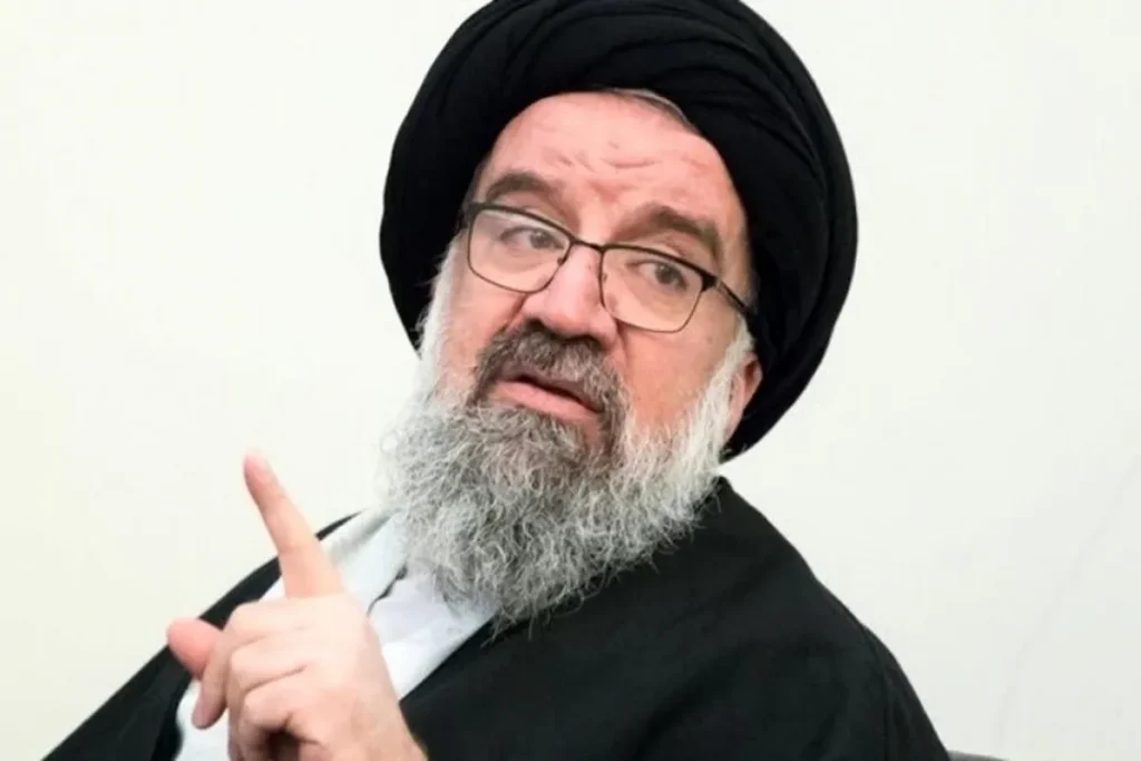 احمد خاتمی ak7813 1200x800