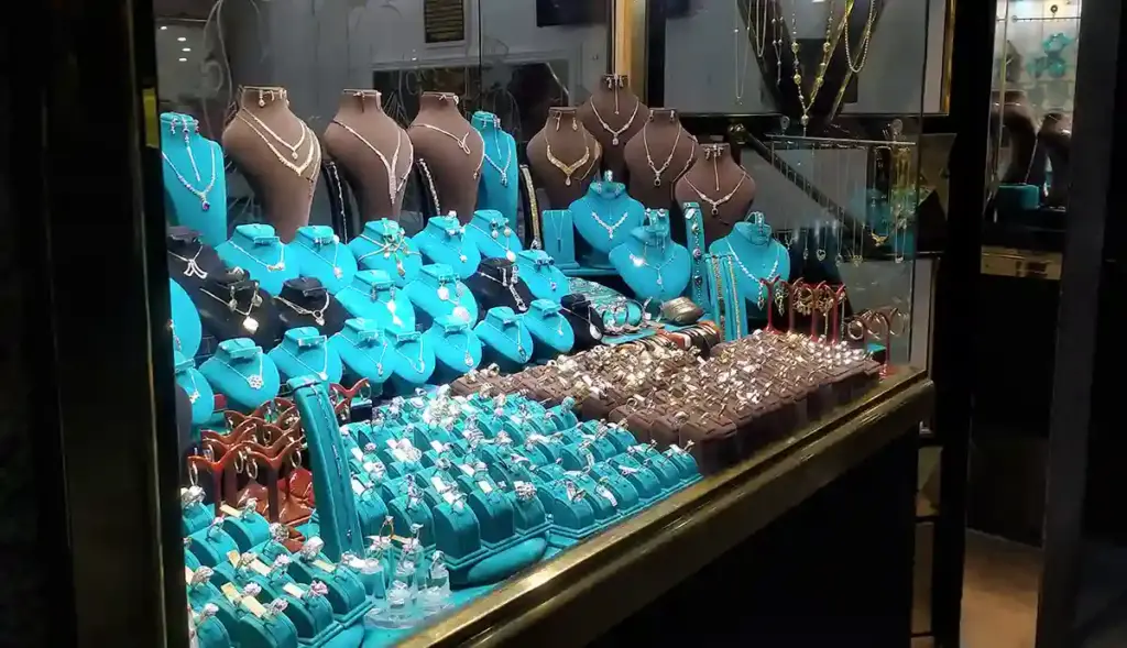 قیمت طلا و سکه