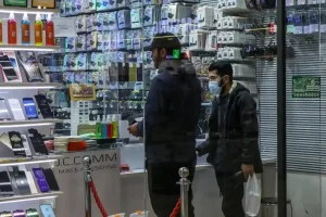 ابلاغ فهرست 24 مدل گوشی فاقد مجوز ترخیص مسافری و تجاری