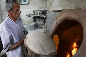 تخریب خمیر در پی قطعی برق سبب کاهش سهمیه آرد نانوا می‌شود